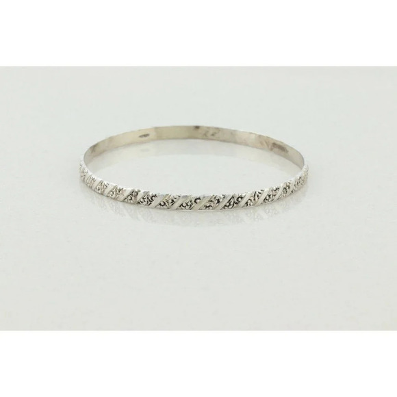Sterling Silver Bangle Bracelet 8" inch Round 2 5/8" inch Diameter - Picture 6 of 7
